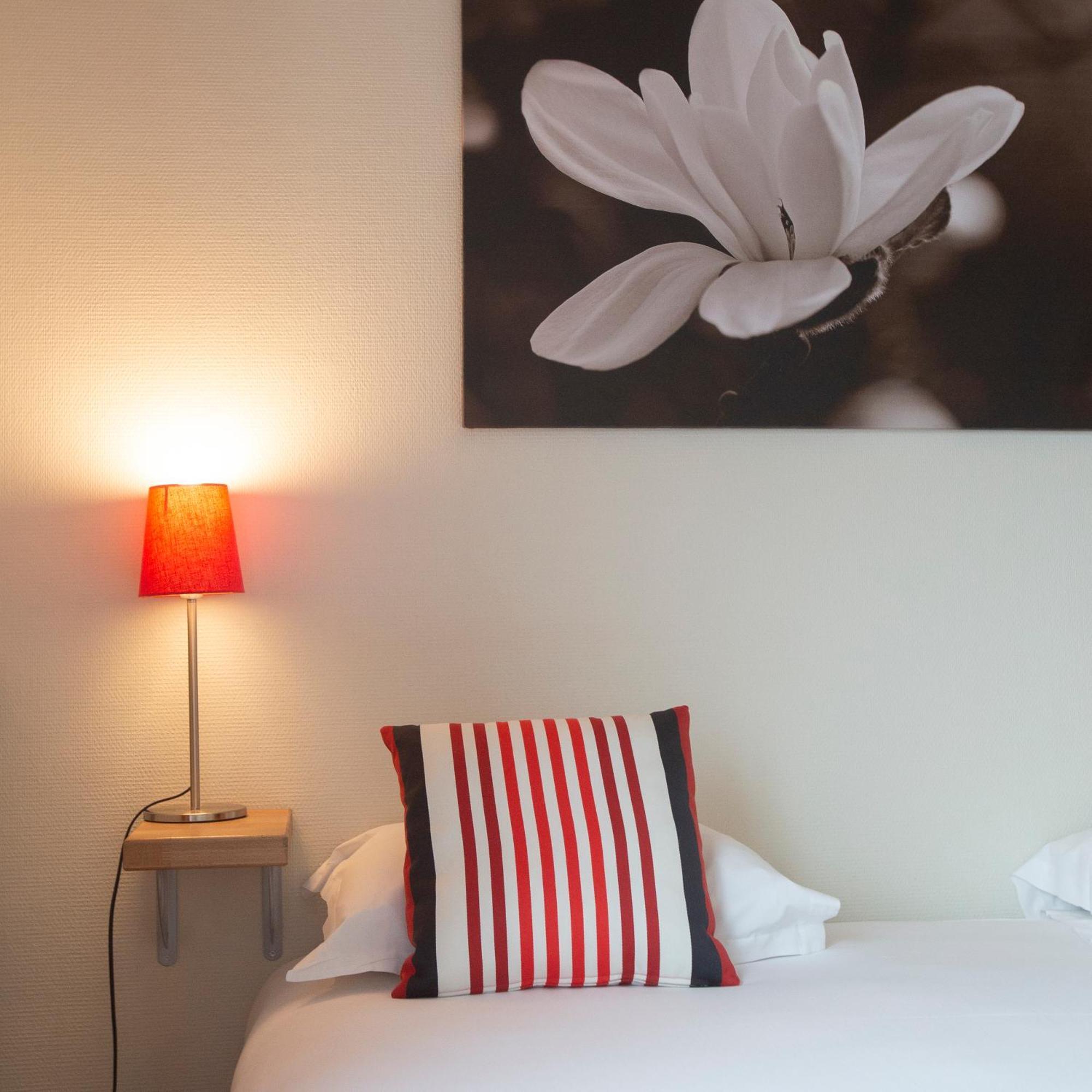 Logis Hotel Epi D'Or Angulema Habitación foto