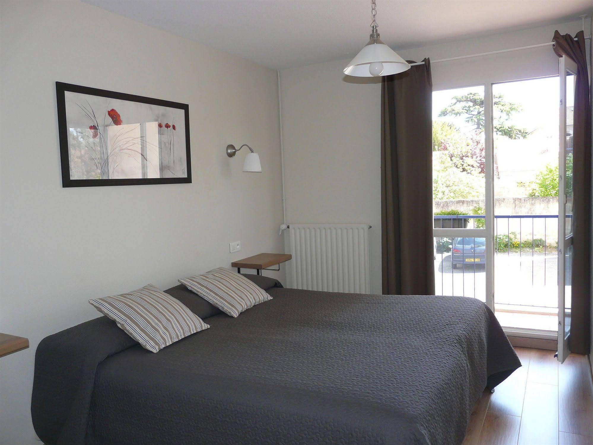Logis Hotel Epi D'Or Angulema Habitación foto